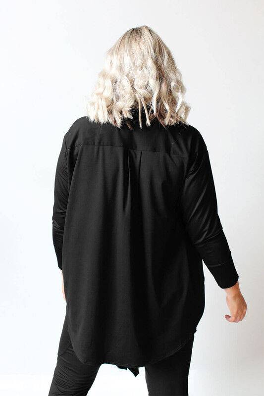 BeauTex Designs Collared Button Up Bleach Resistant Hairdressing