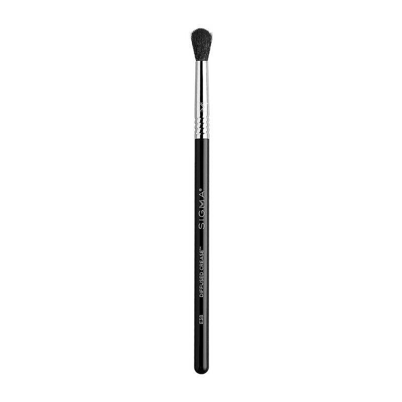 E38 Diffused Crease Brush