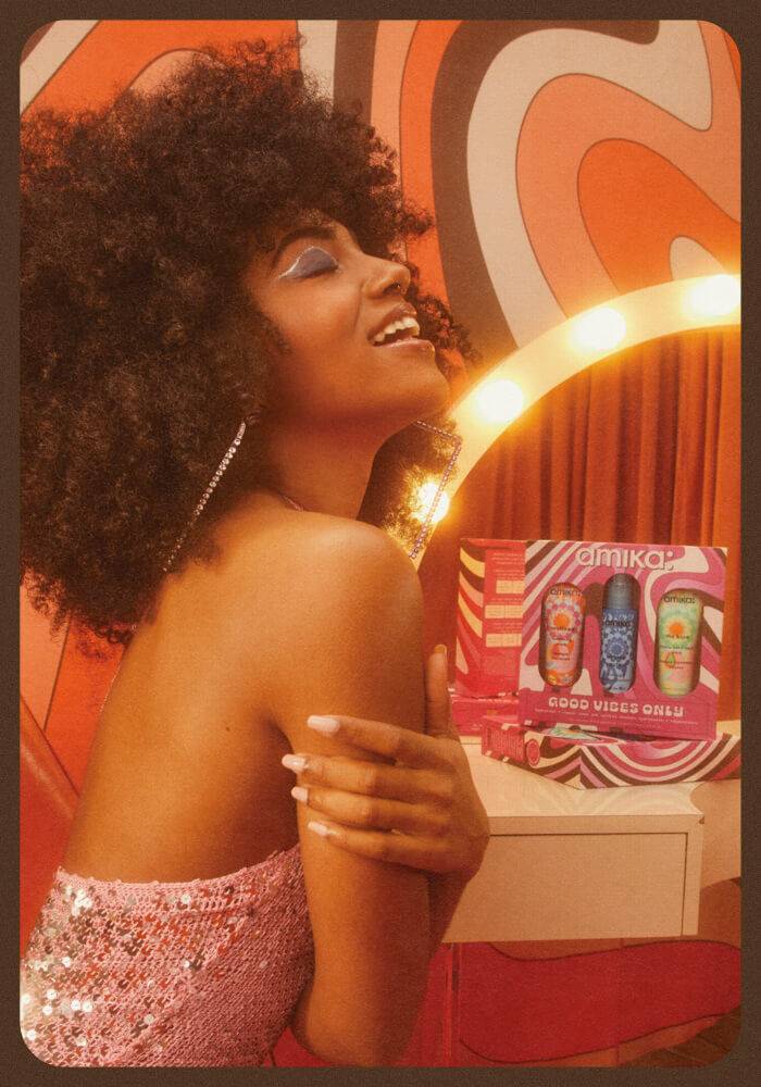 amika Good Vibes Only Hydration and Repair Hair Mask Set